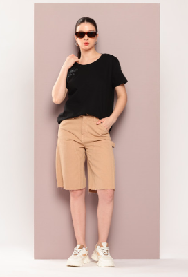 Women’s Embroidered Boxy Crew Neck T-Shirt