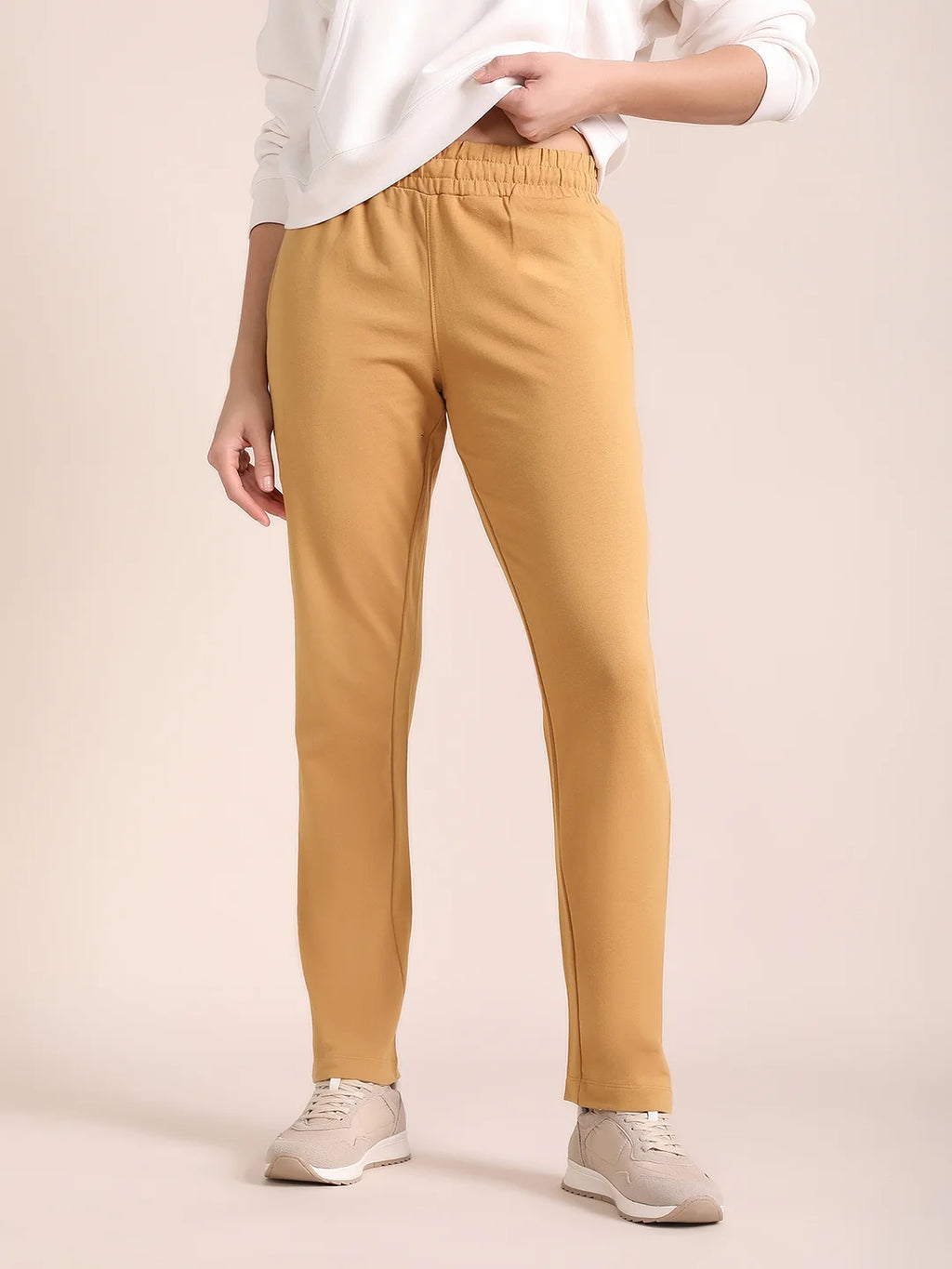 Classic Women’s Joggers