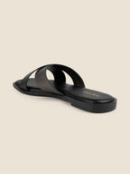 Women Solid Square Toe Flats