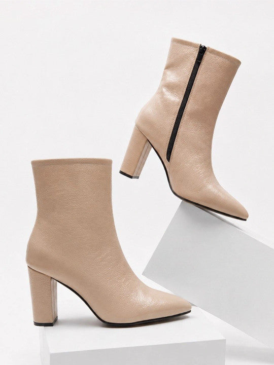 Women Textured Pointed Toe Zip Regular Boots