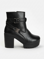 Women Round-Toe Chunky Boots