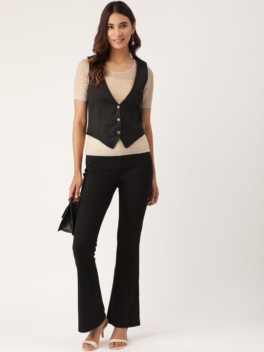 Women Black Solid Lightweight Waistcoat