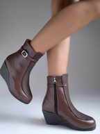 Round Toe Zip Regular Boots