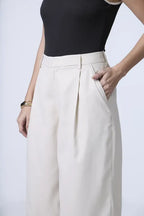 Off White Solid Straight Fit Trouser