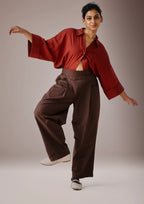Op̈en-Boxcut Pants
