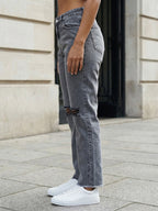 Women Straight Fit High-Rise Slash Knee Light Fade Jeans
