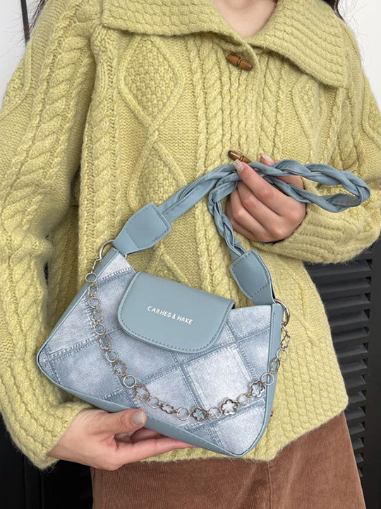 Swagger Handheld Bag