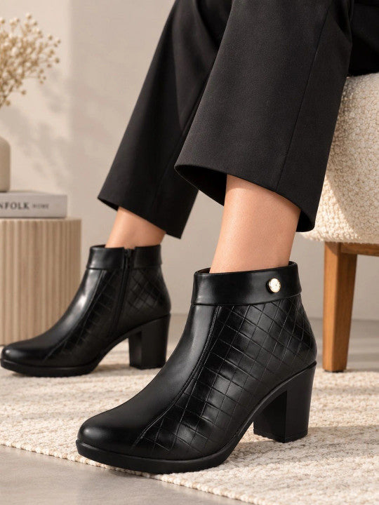 Women Textured Casual Shoes