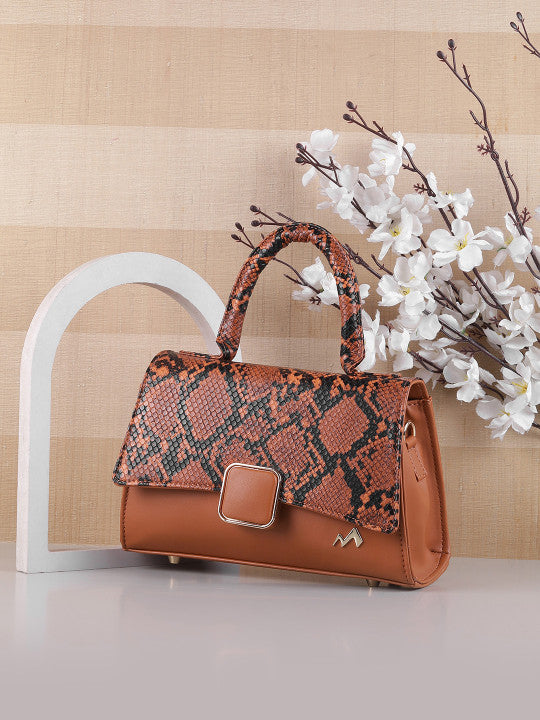Abstract Detachable Strap Structured Handheld Bag
