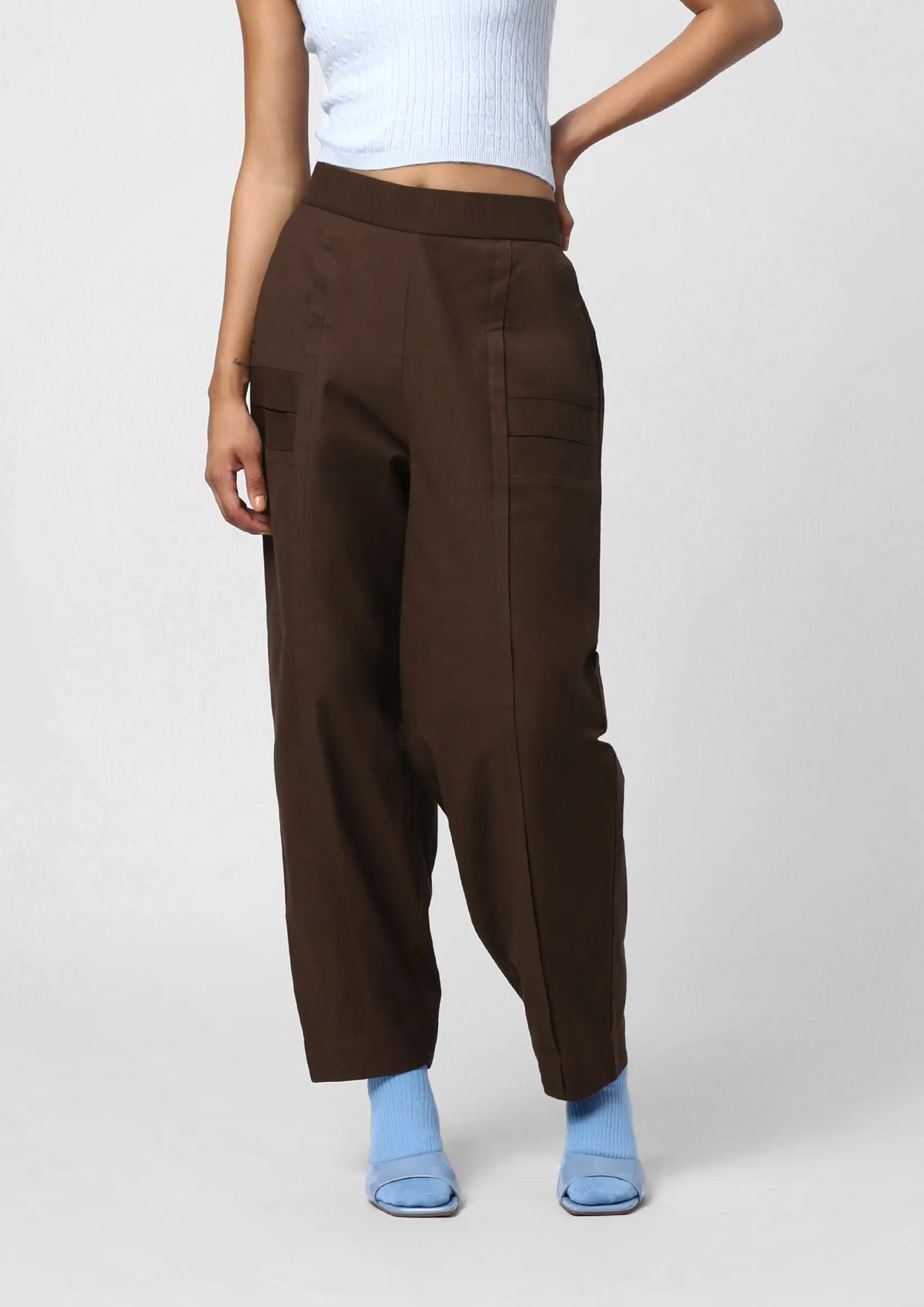 Clēan-tuck Pants