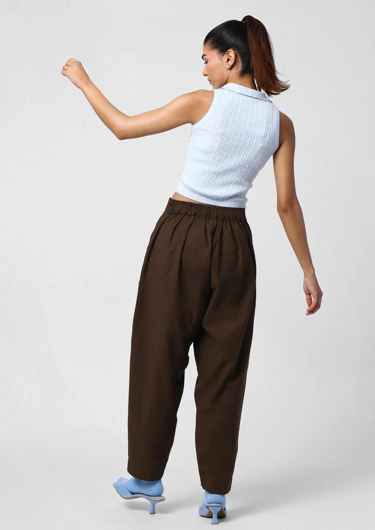 Clēan-tuck Pants