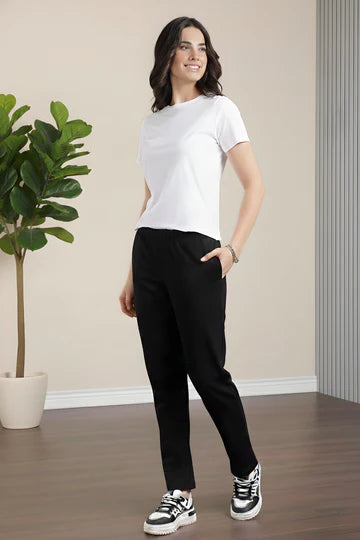 Classic Women’s Joggers
