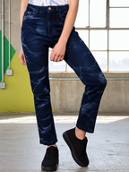 Women Blue Straight Fit Clean Look Light Fade Stretchable Jeans