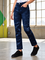 Women Blue Straight Fit Clean Look Light Fade Stretchable Jeans