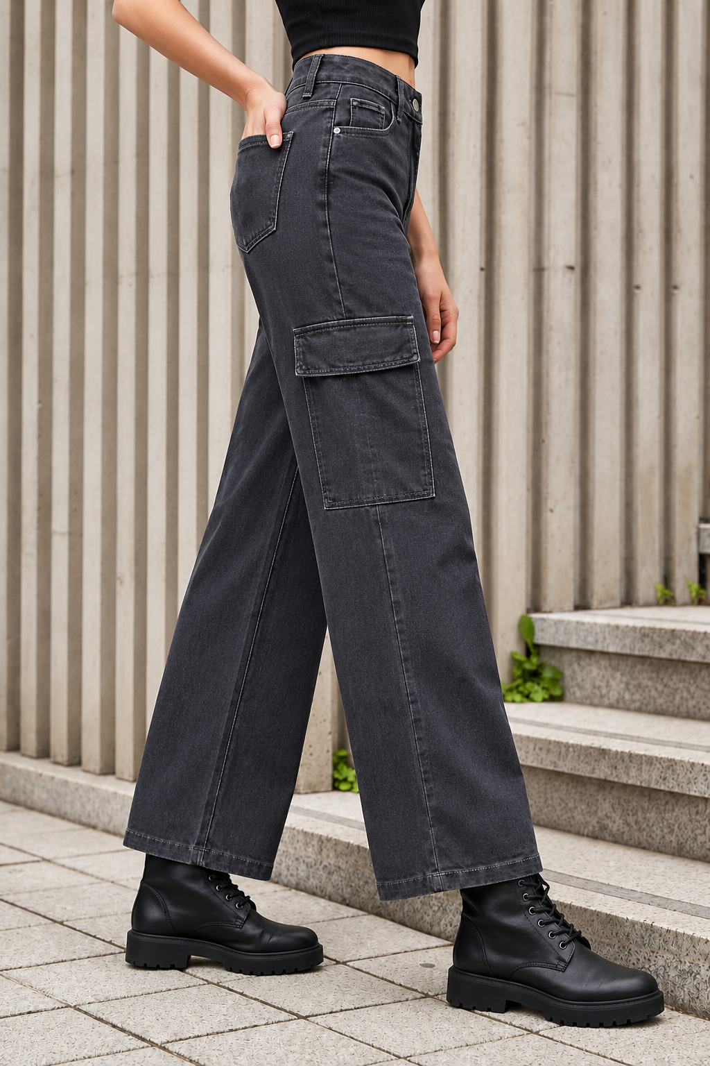 Women Grey Flared Clean Look Cargo Jeans