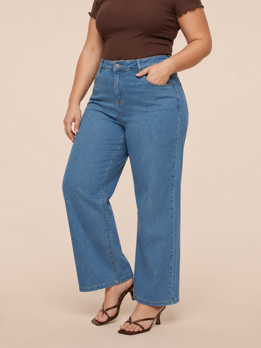 Plus Size Women Wide Leg Stretchable Jeans