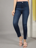 Women Slim Fit High-Rise Light Fade Cotton Stretchable Jeans