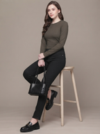 Women Slim Fit Mid-Rise Light Fade Stretchable Jeans