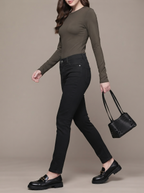 Women Slim Fit Mid-Rise Light Fade Stretchable Jeans