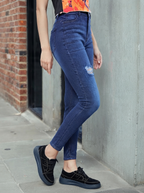 Women Dark Blue Slim Fit Mid-Rise Slash Knee Light Fade Stretchable Jeans