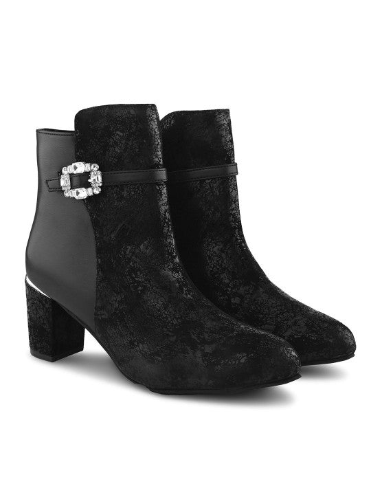 The Lifestyle Co Women Printed Pointed Toe Zip Boots