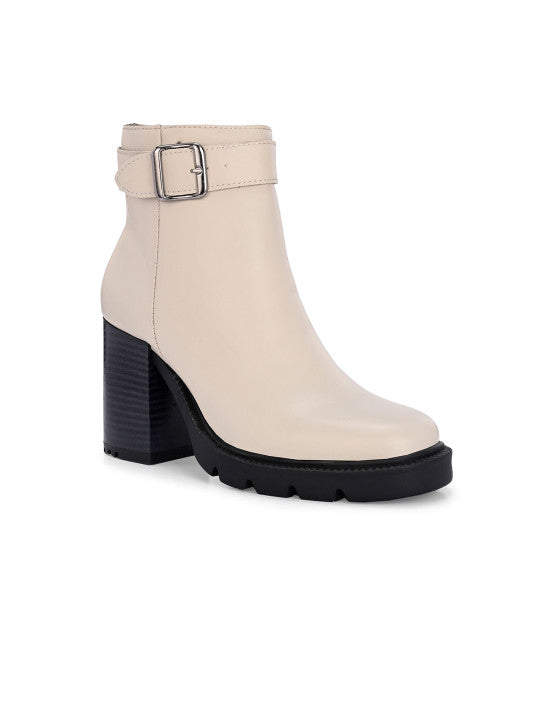 The Lifestyle Co Women Chelsea Round Toe Boots
