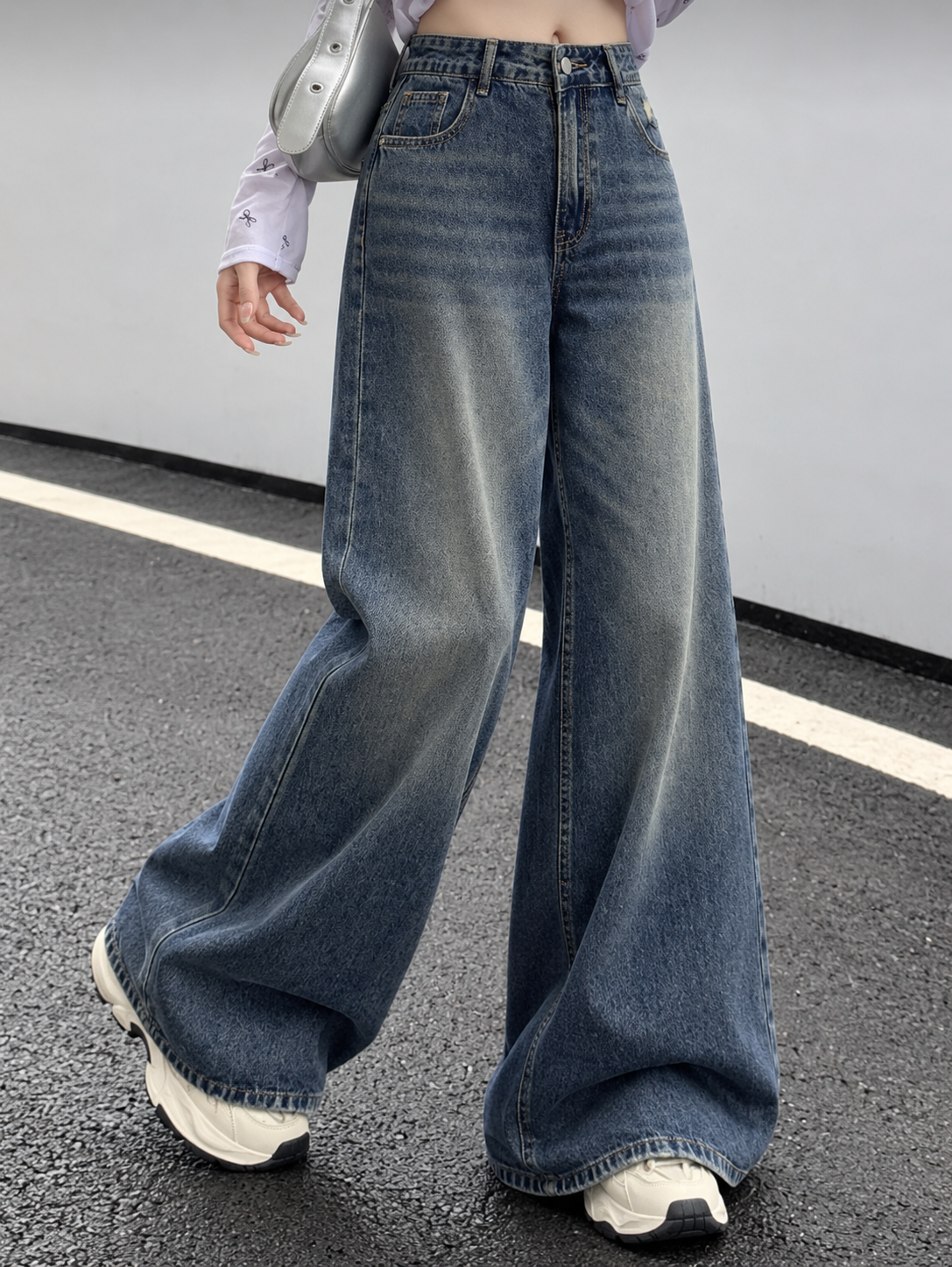 The Roadster Life Co. Smart Wide Leg High-Rise Mildly Distressed Heavy