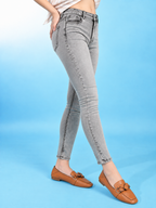 Women Grey Slim Fit High-Rise Heavy Fade Stretchable Jeans