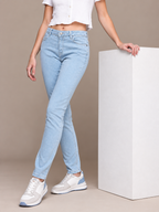 Women Slim Fit Mid-Rise Light Fade Stretchable Jeans