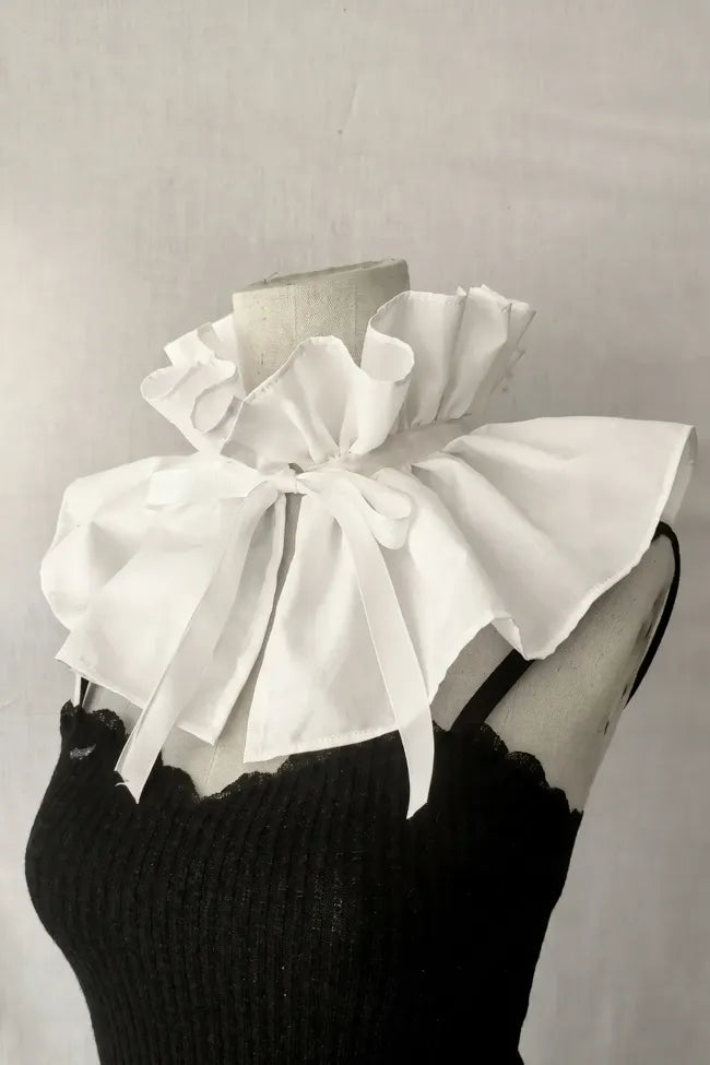 White Solid Detachable Collar