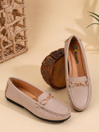 Women Textured Loafers