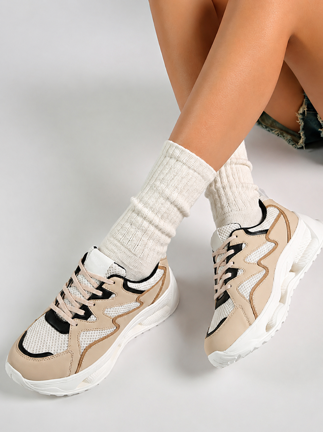 Women Colourblocked Sneakers
