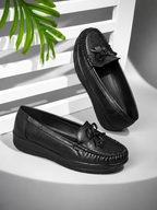 Women Textured Loafers