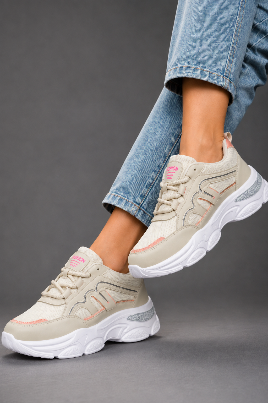 Women Textured Sneakers