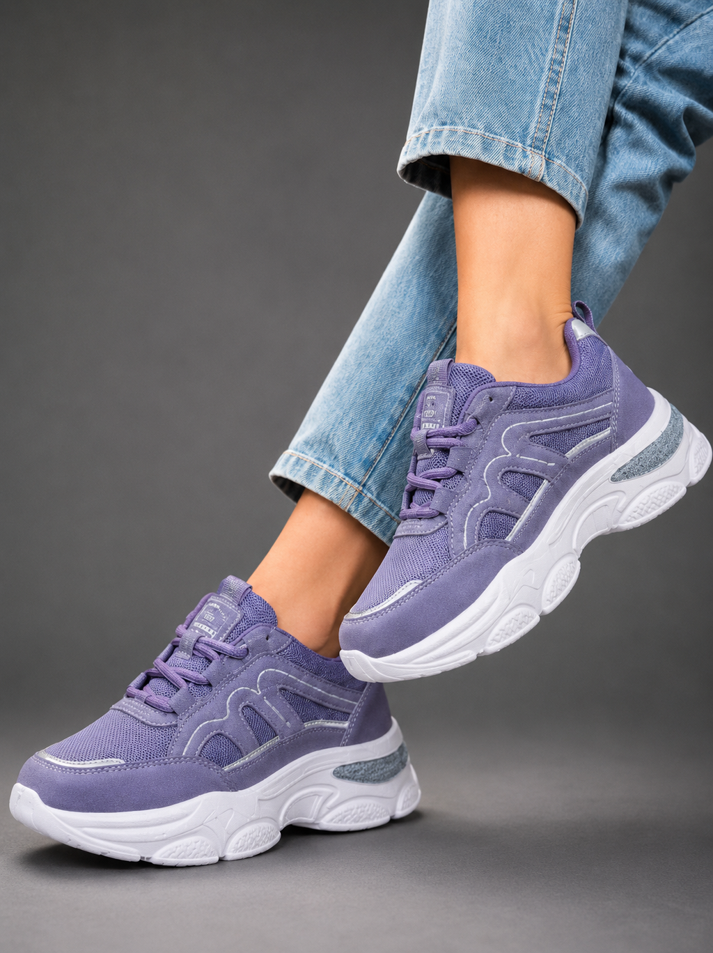 Women Textured Sneakers