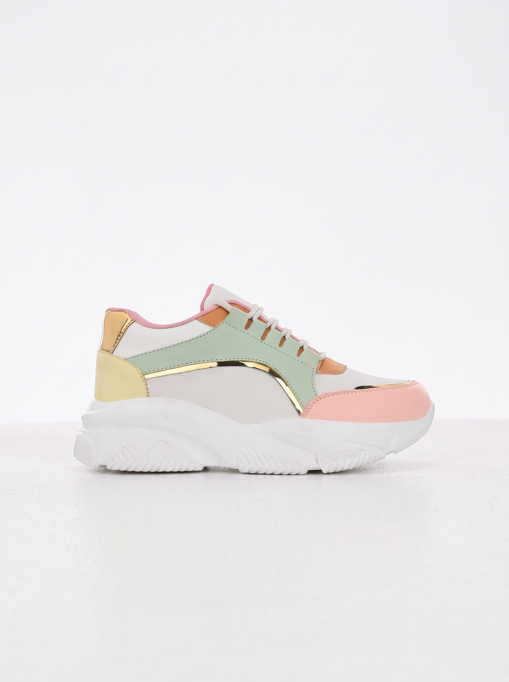 Women Colourblocked Light-Weight Sneakers