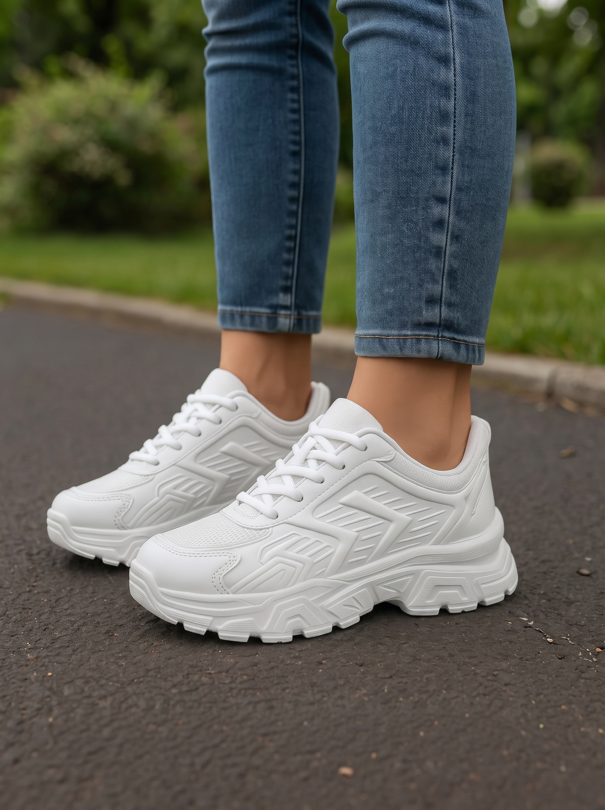 Women Textured Sneakers