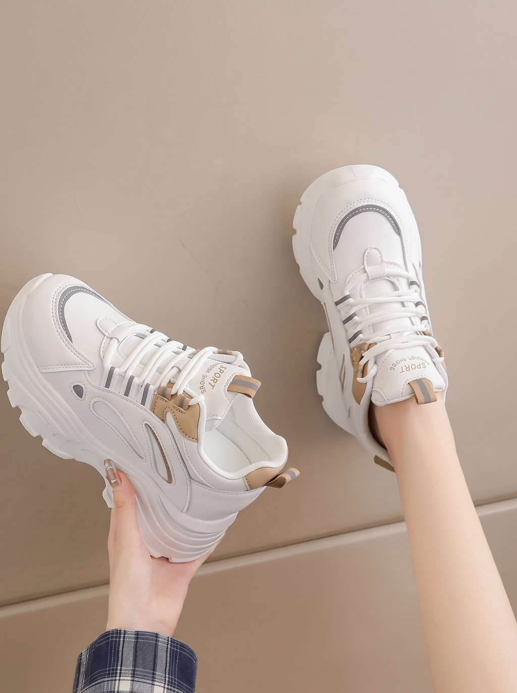 Women Colourblocked Sneakers