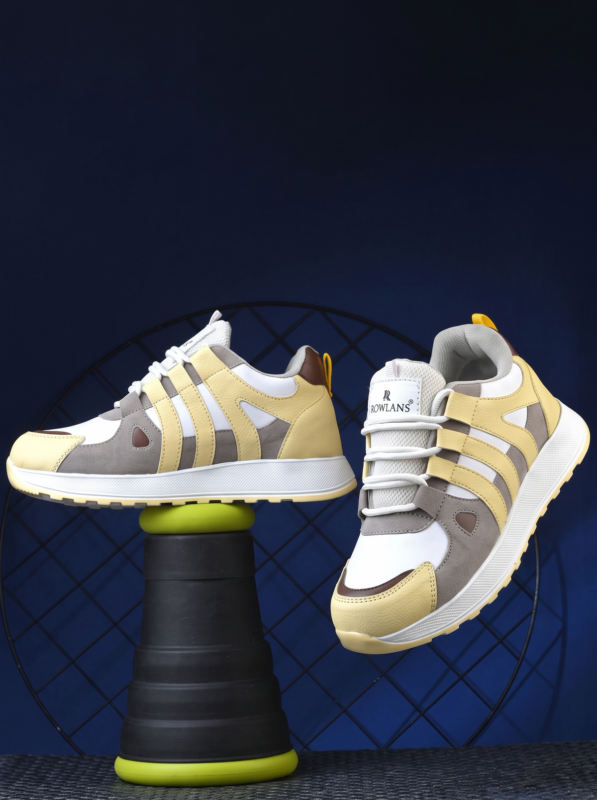 Women Colourblocked Sneakers