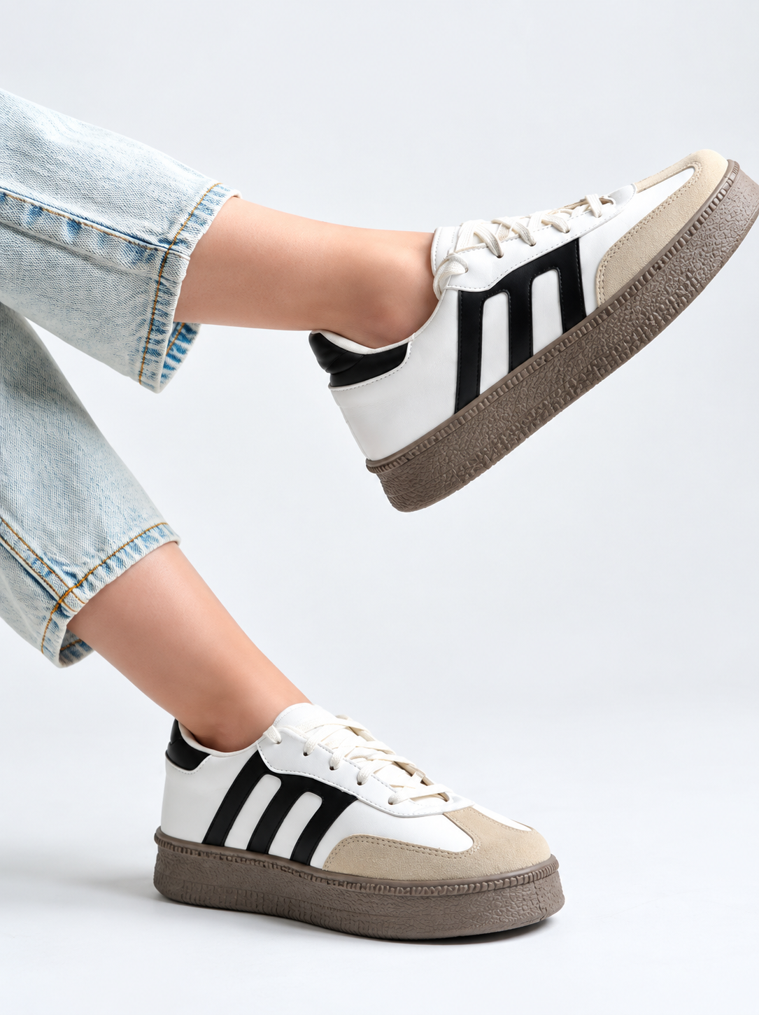 Women Colourblocked Sneakers