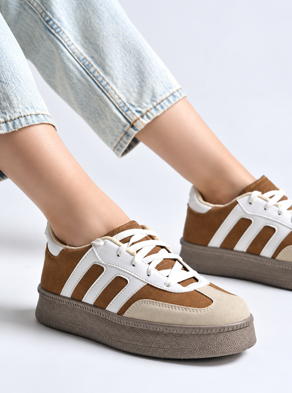 Women Colourblocked Sneakers