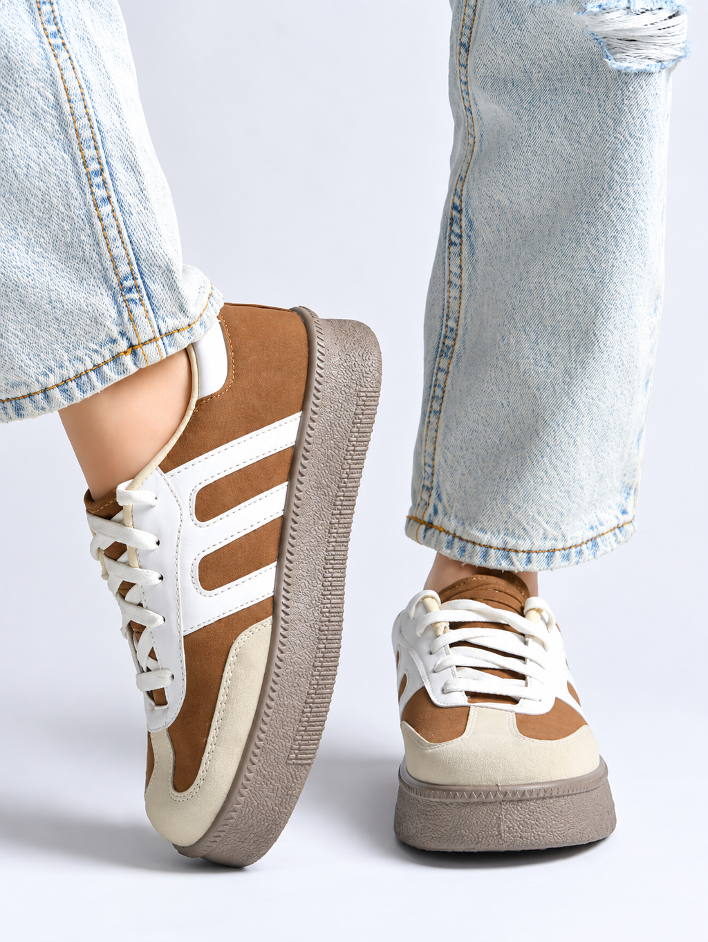 Women Colourblocked Sneakers