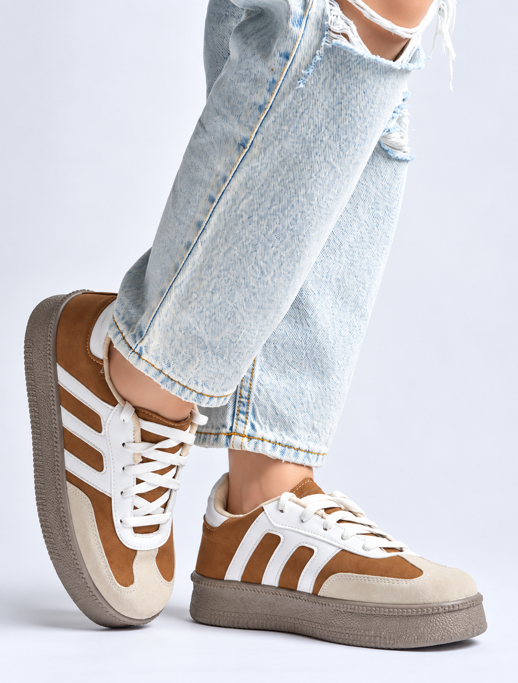 Women Colourblocked Sneakers