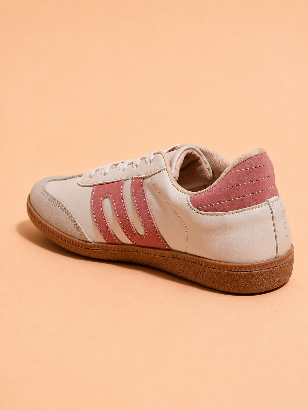 Women Colourblocked Lac-Up Sneakers