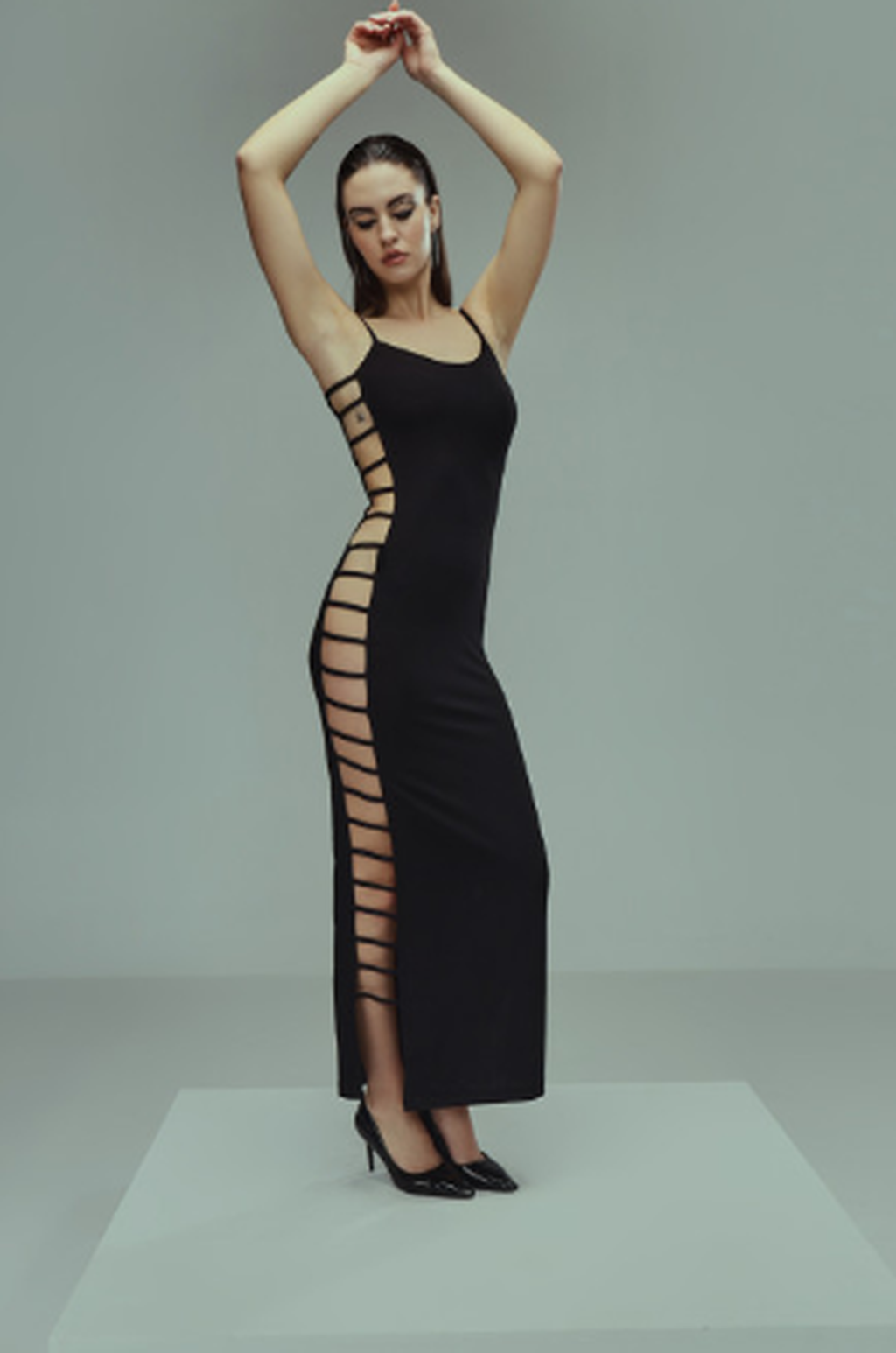 Shoulder Straps Sheath Maxi Dress