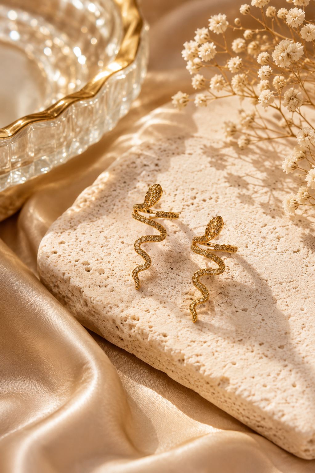 Snake Design Shaped Ear Cuff