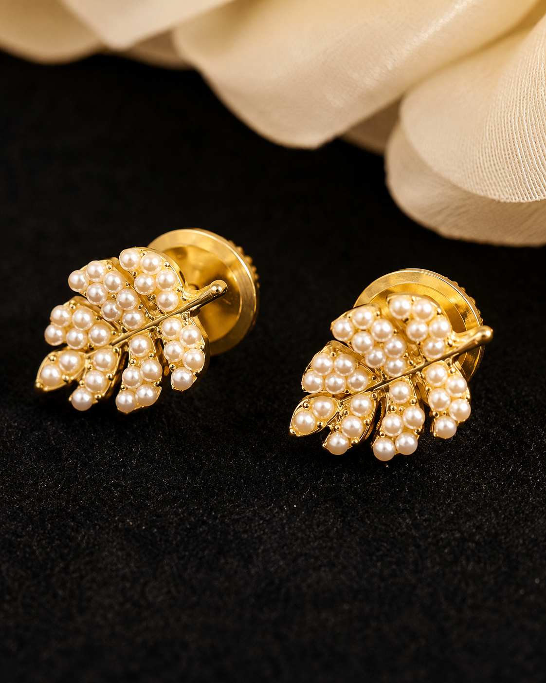 Leaf Shaped Studs Earrings