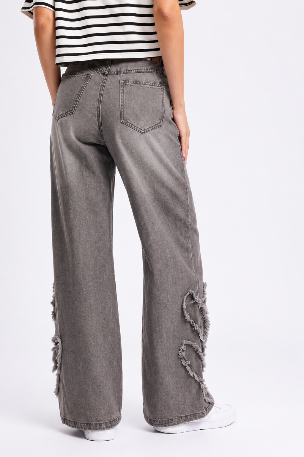 Women Pure Cotton Baggy Wide Leg High-Rise Faded Applique Frayed Jeans