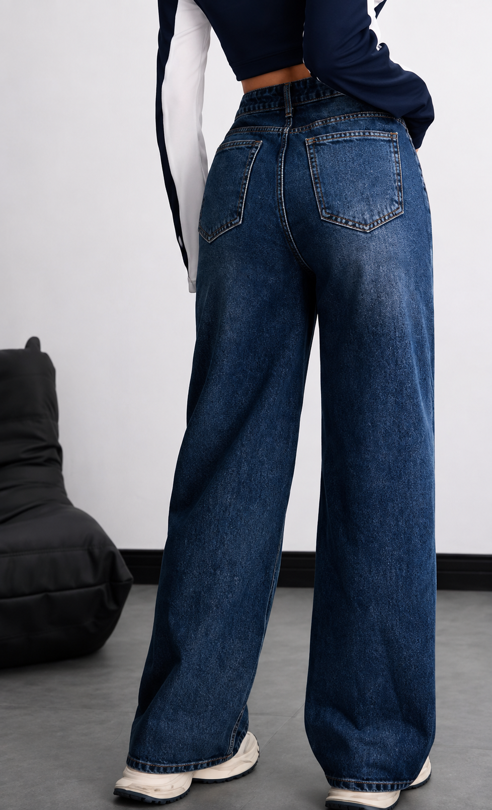 Women High-Rise Baggy Fit Jeans