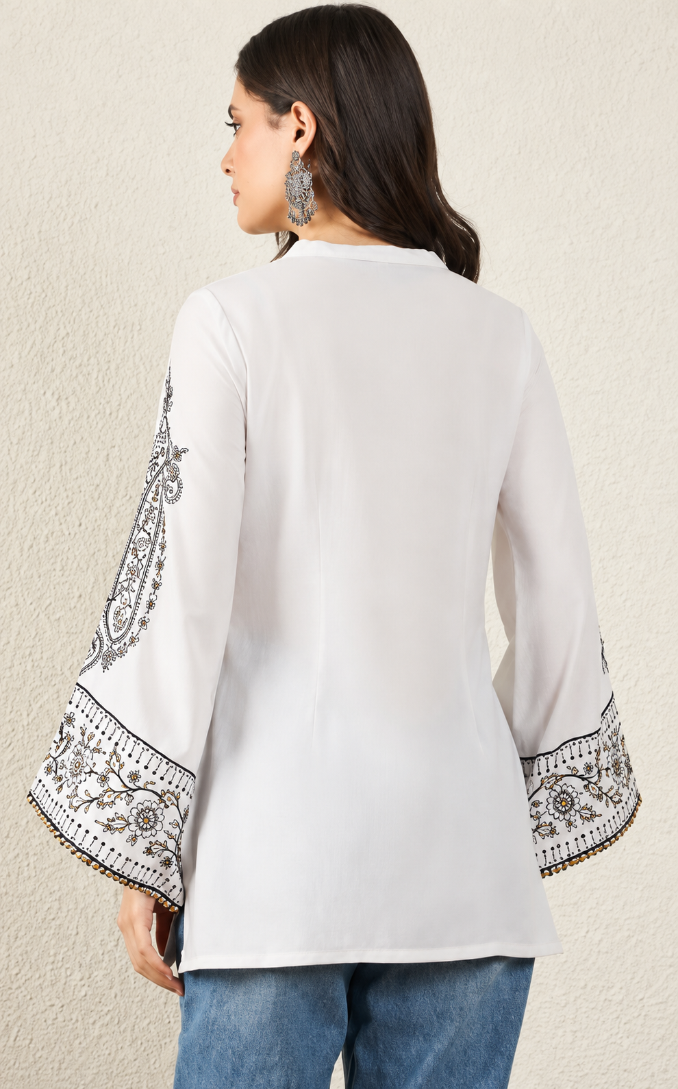 Ethnic Motifs Embroidered Thread Work Chanderi Silk Thread Work Kurti